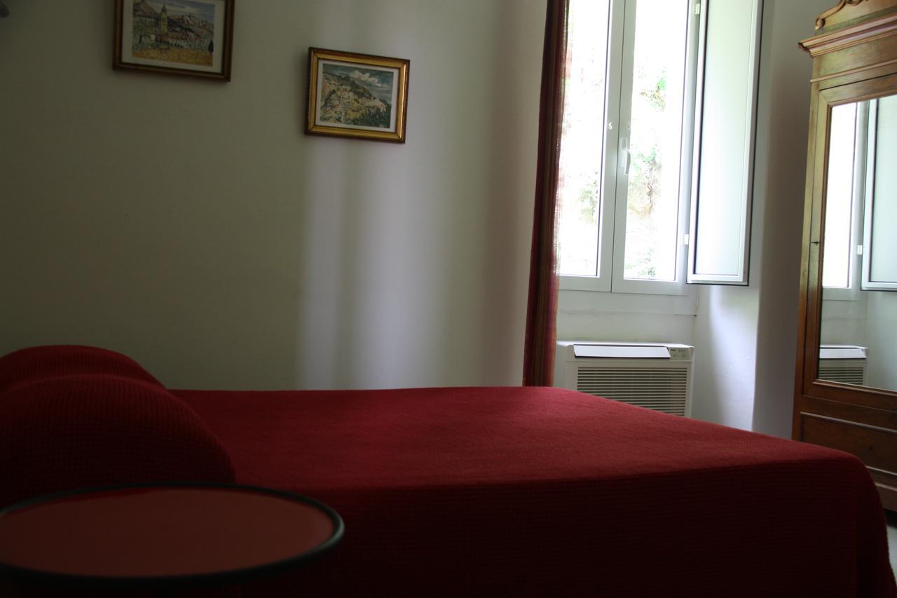 Hotel Aiglon 奥尔梅托 外观 照片