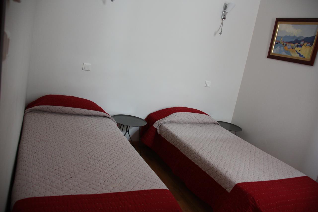Hotel Aiglon 奥尔梅托 外观 照片